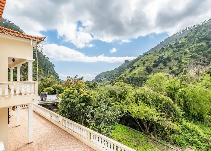 Valley Nest By Zest And Guest *